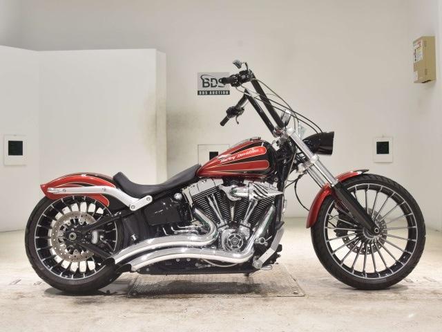 HARLEY-DAVIDSON BREAKOUT